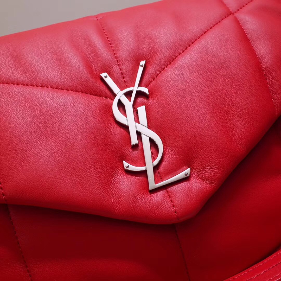 Sa**t Lau*nt loulou puffer medium bag in red lambskin