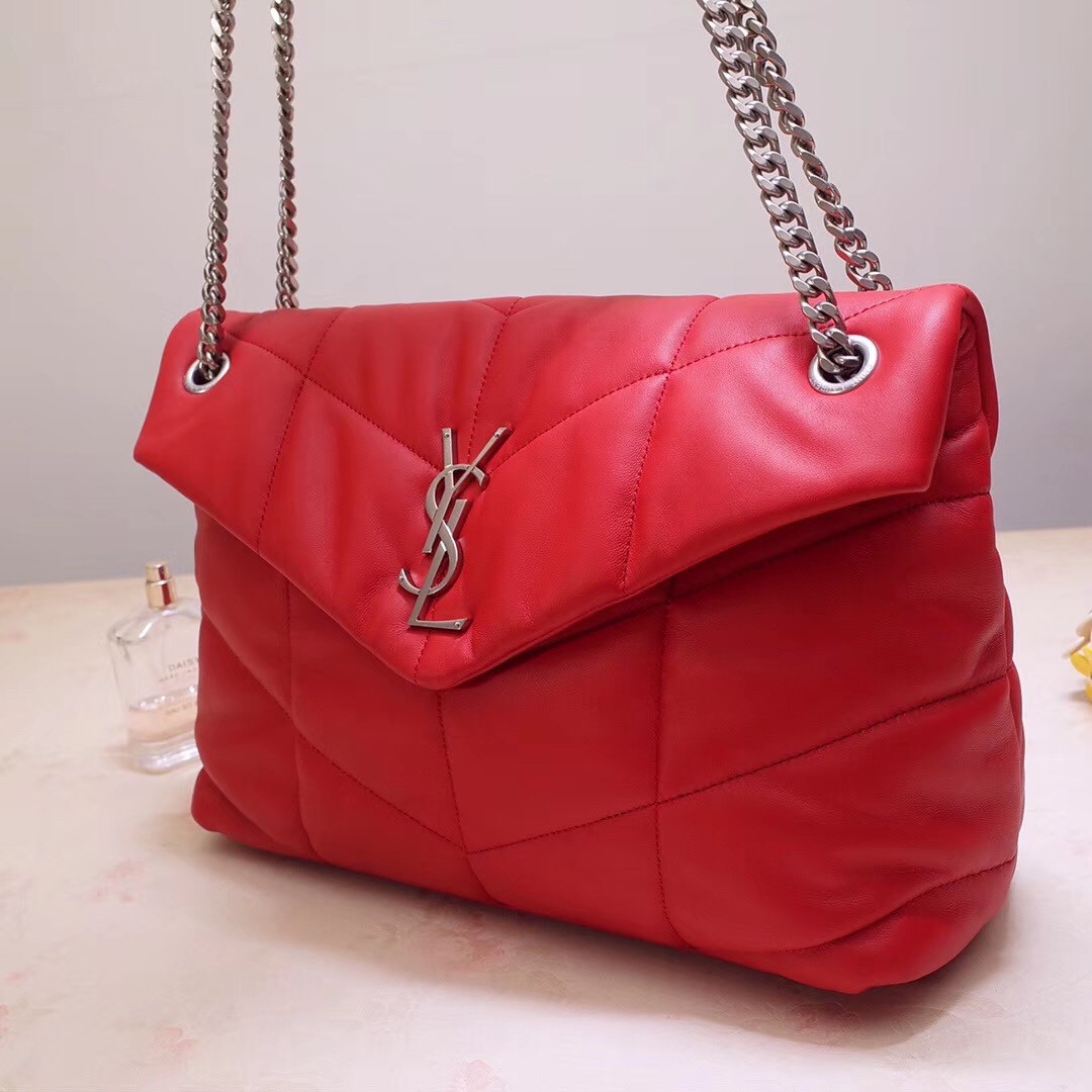 Sa**t Lau*nt loulou puffer medium bag in red lambskin