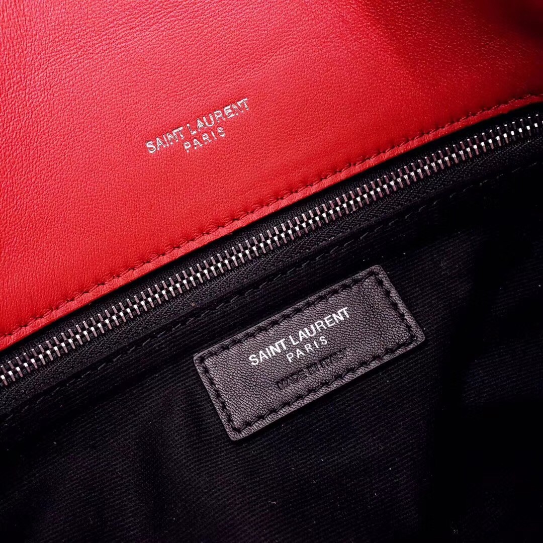 Sa**t Lau*nt loulou puffer medium bag in red lambskin