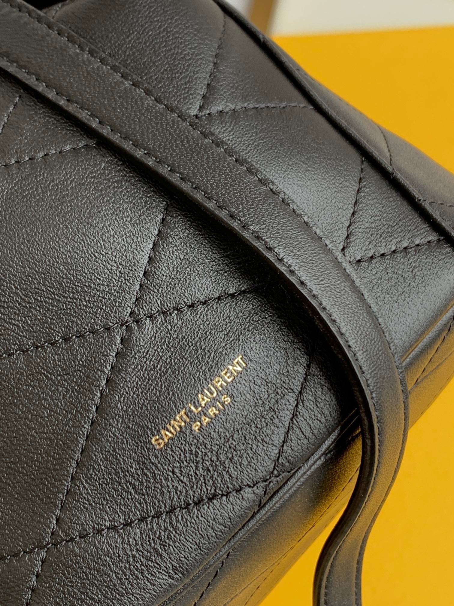 Sa**t Lau*nt le maillon hook bucket bag in black lambskin