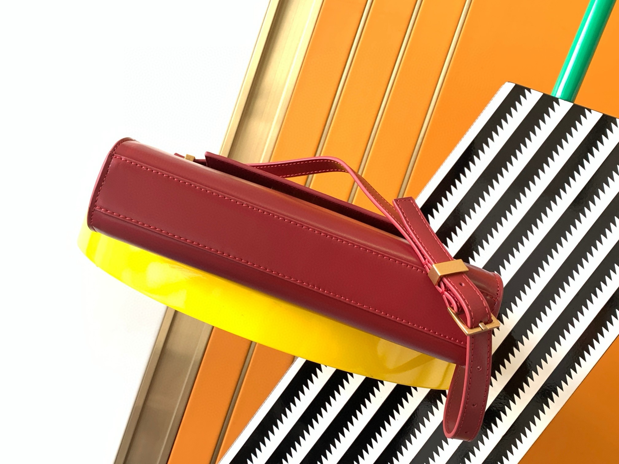 Sa**t Lau*nt manhattan small shoulder bag in red calfskin