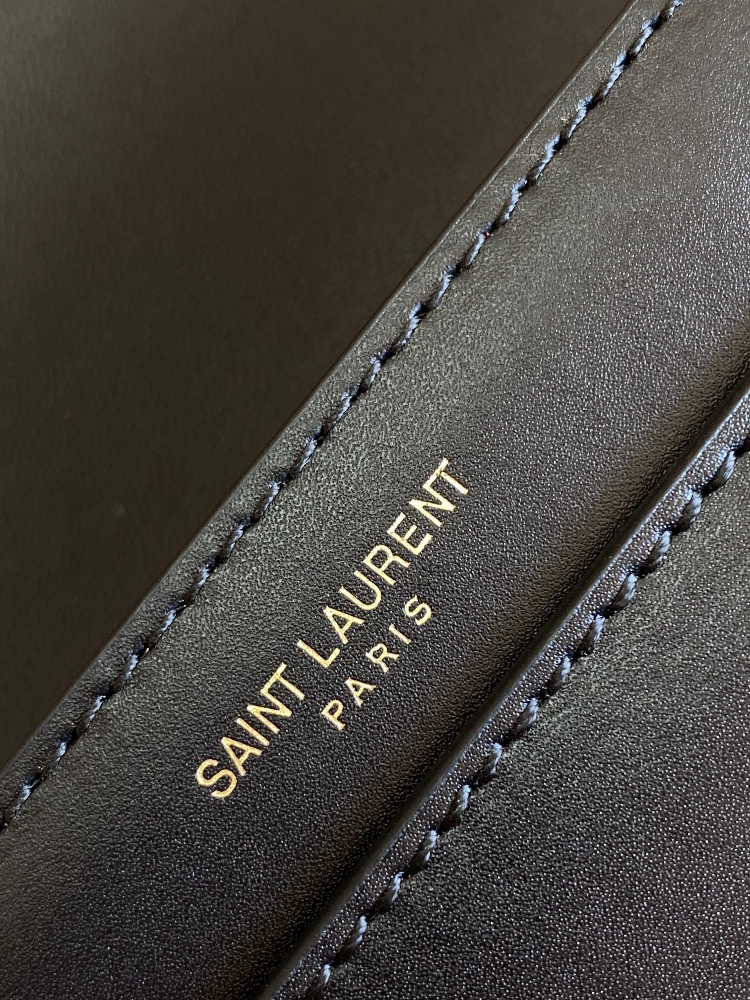 Sa**t Lau*nt le maillon bag in black calfskin