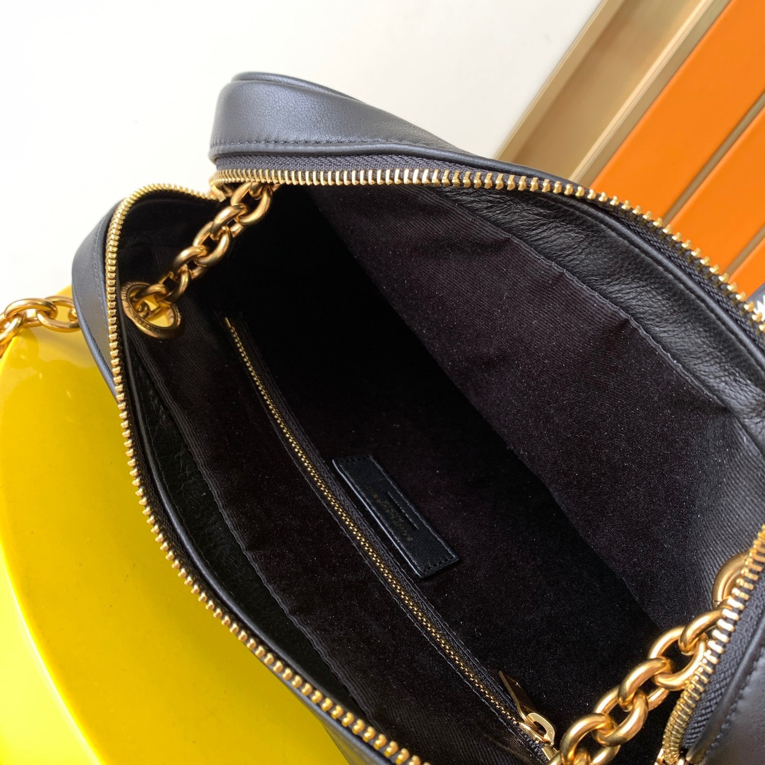 Sa**t Lau*nt le maillon small chain bag in black lambskin