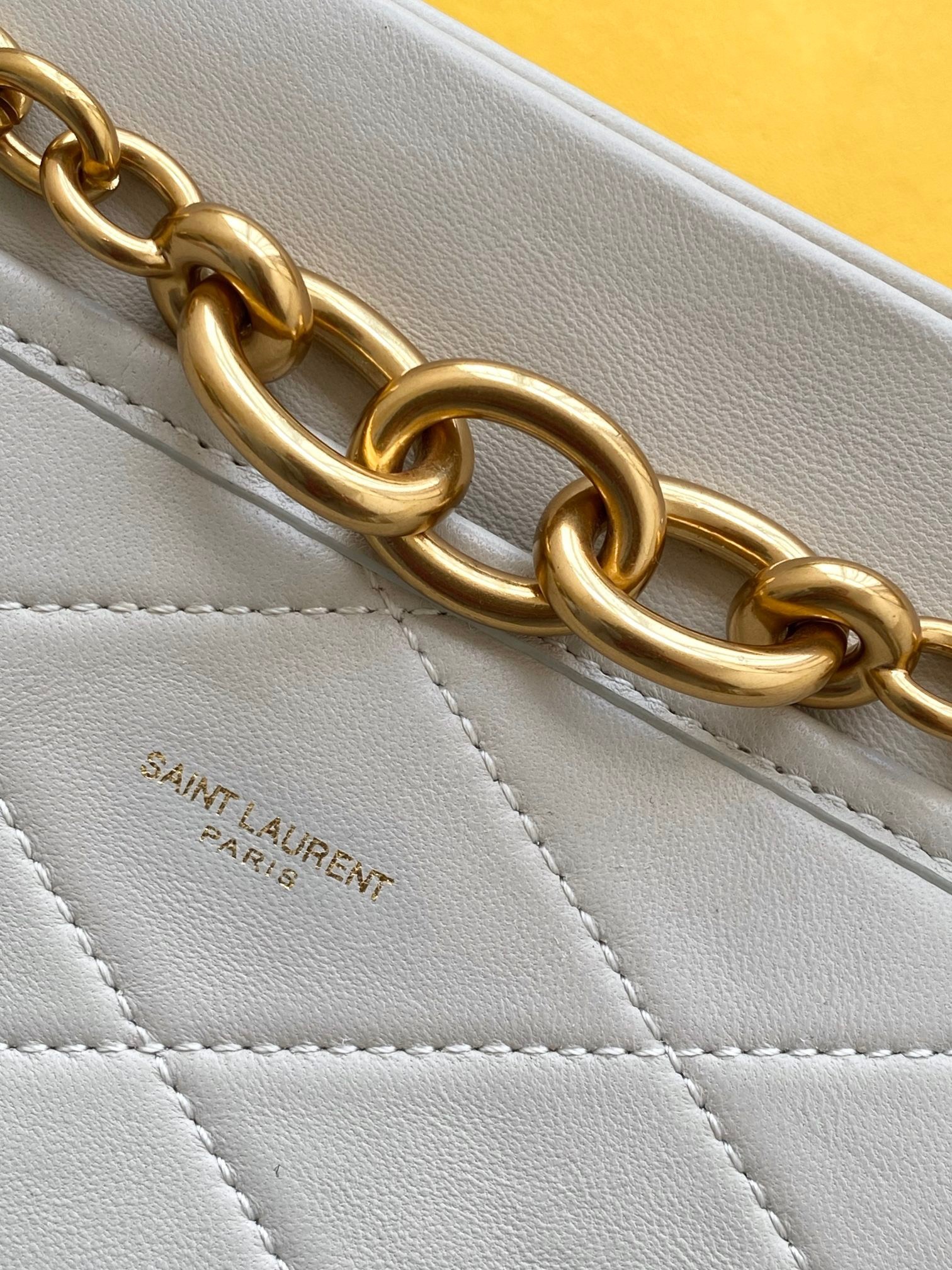Sa**t Lau*nt le maillon small chain bag in white lambskin
