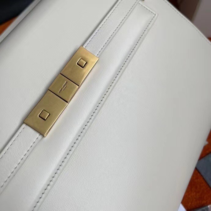 Sa**t Lau*nt manhattan baguette bag in white calfskin