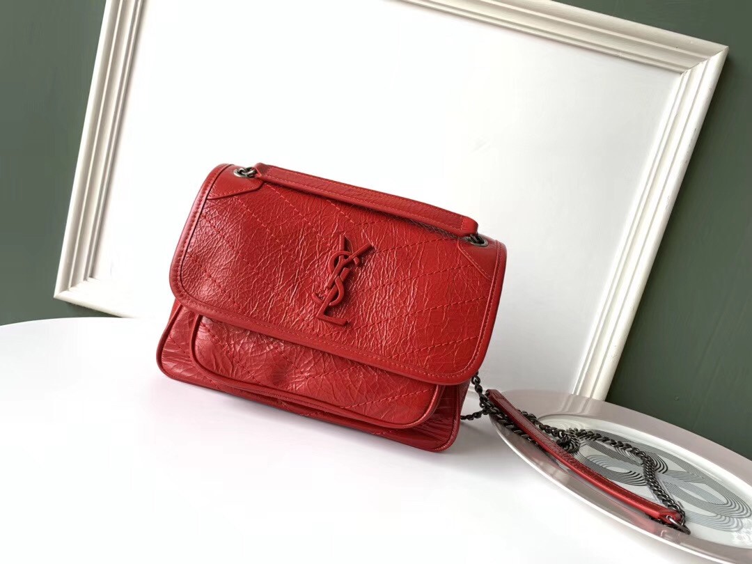 Sa**t Lau*nt baby niki chain bag in red crinkled leather