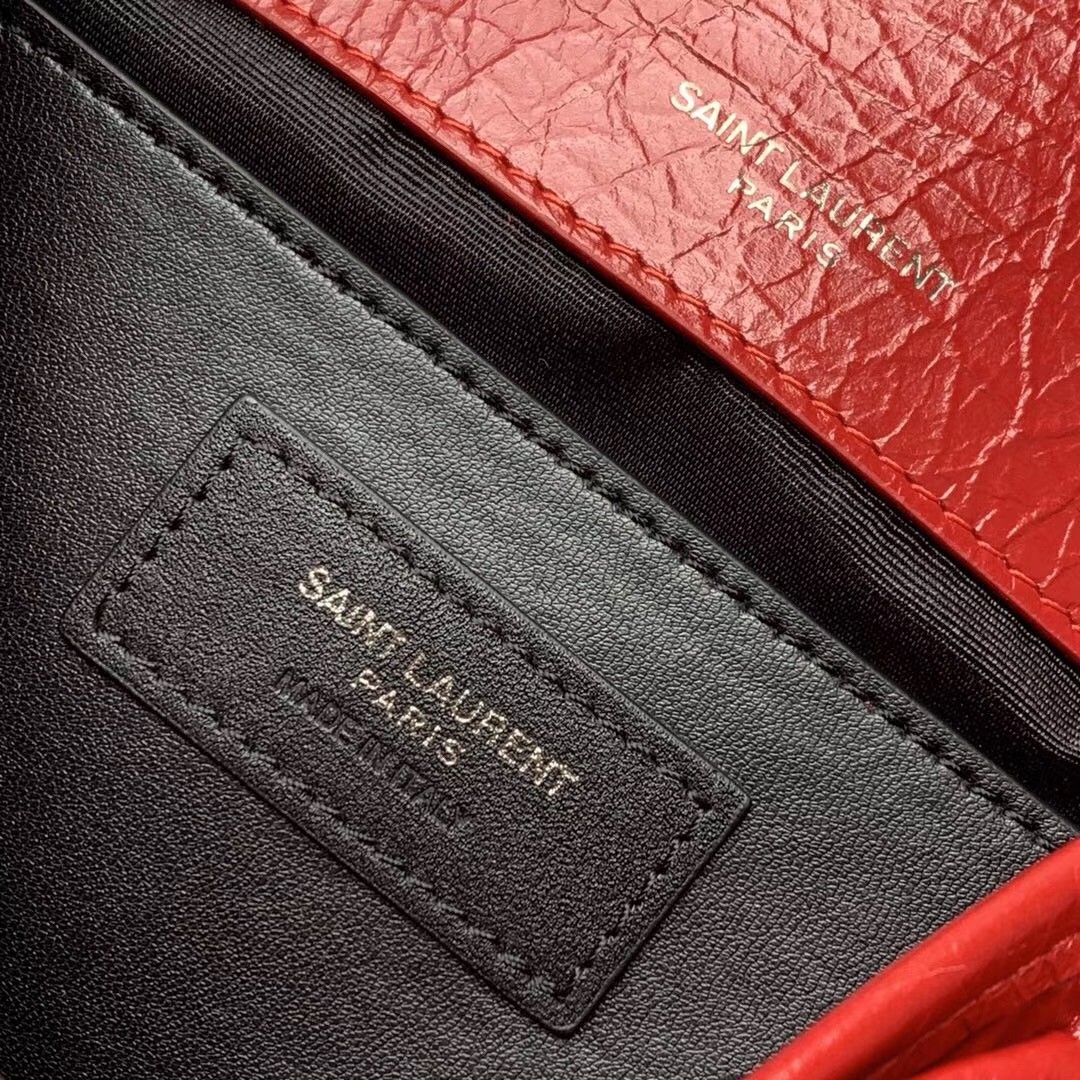 Sa**t Lau*nt baby niki chain bag in red crinkled leather