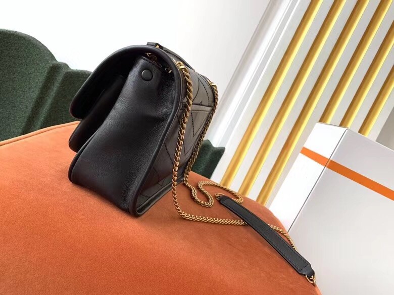 Sa**t Lau*nt niki baby bag in black lambskin