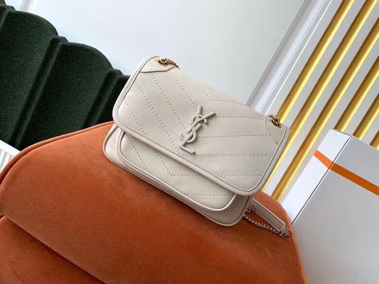 Sa**t Lau*nt niki baby bag in white lambskin