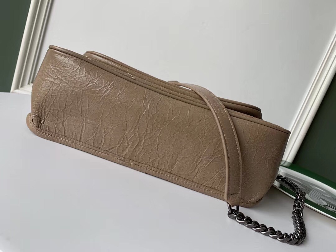Sa**t Lau*nt medium niki bag in taupe crinkled leather