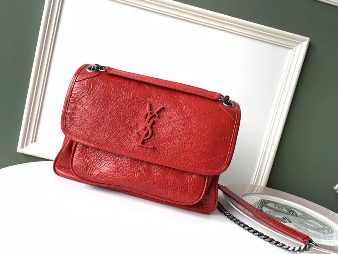 Sa**t Lau*nt medium niki bag in red crinkled leather