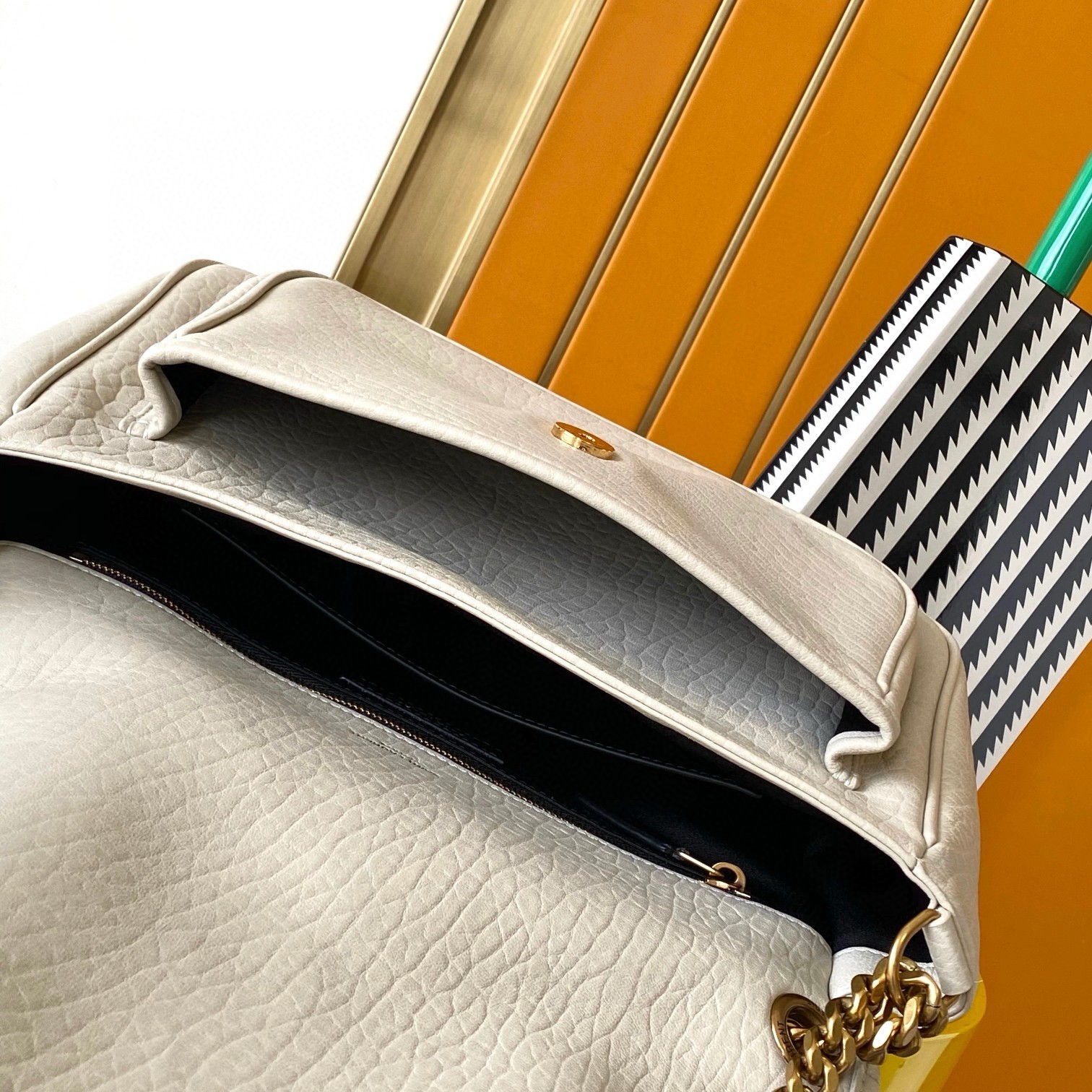 Sa**t Lau*nt niki medium chain bag in white grained lambskin