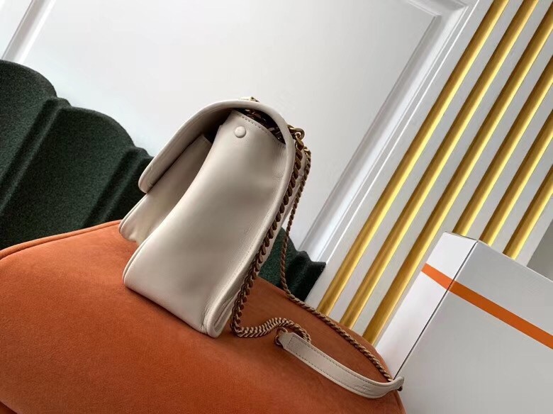 Sa**t Lau*nt niki medium bag in white lambskin