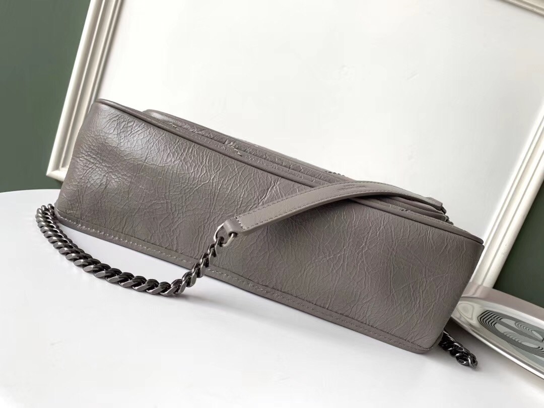 Sa**t Lau*nt large niki chain bag in grey crinkled leather