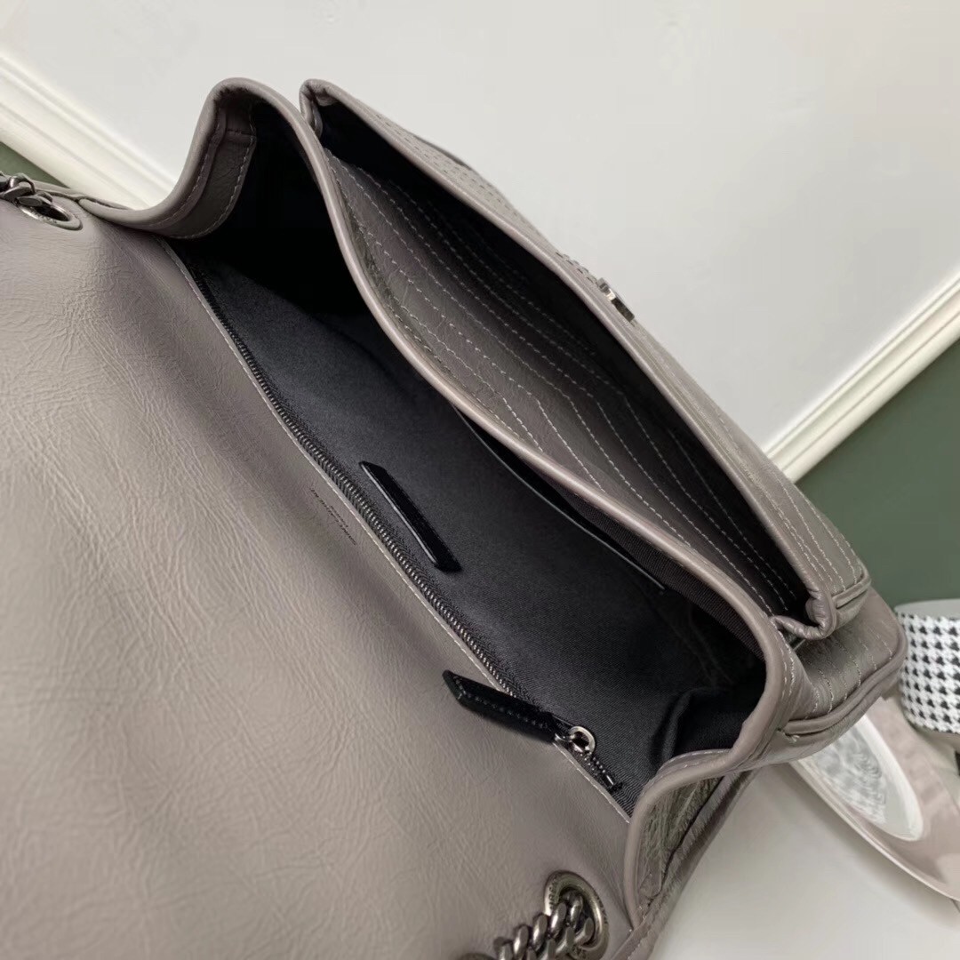 Sa**t Lau*nt large niki chain bag in grey crinkled leather