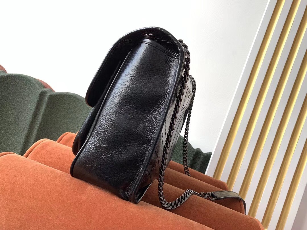 Sa**t Lau*nt large niki chain bag in black crinkled leather