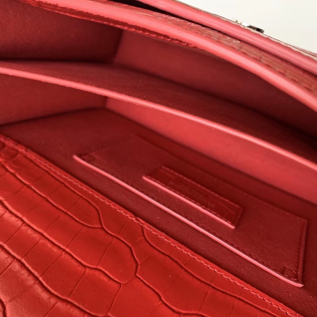 Sa**t Lau*nt sunset medium bag in red crocodile embossed leather