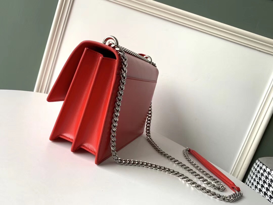 Sa**t Lau*nt sunset medium bag in red calfskin