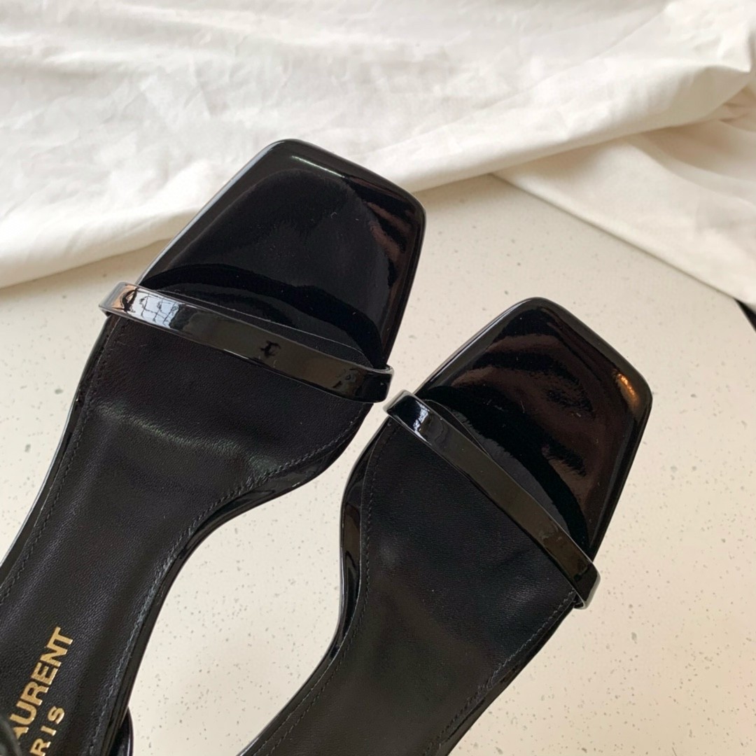 Sa**t Lau*nt opyum 85mm sandals in black patent leather with gold y*l heel