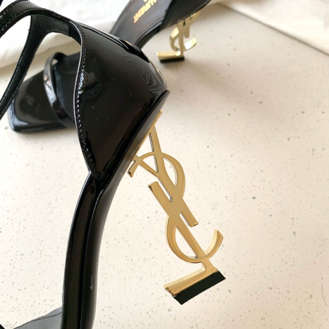 Sa**t Lau*nt opyum 85mm sandals in black patent leather with gold y*l heel