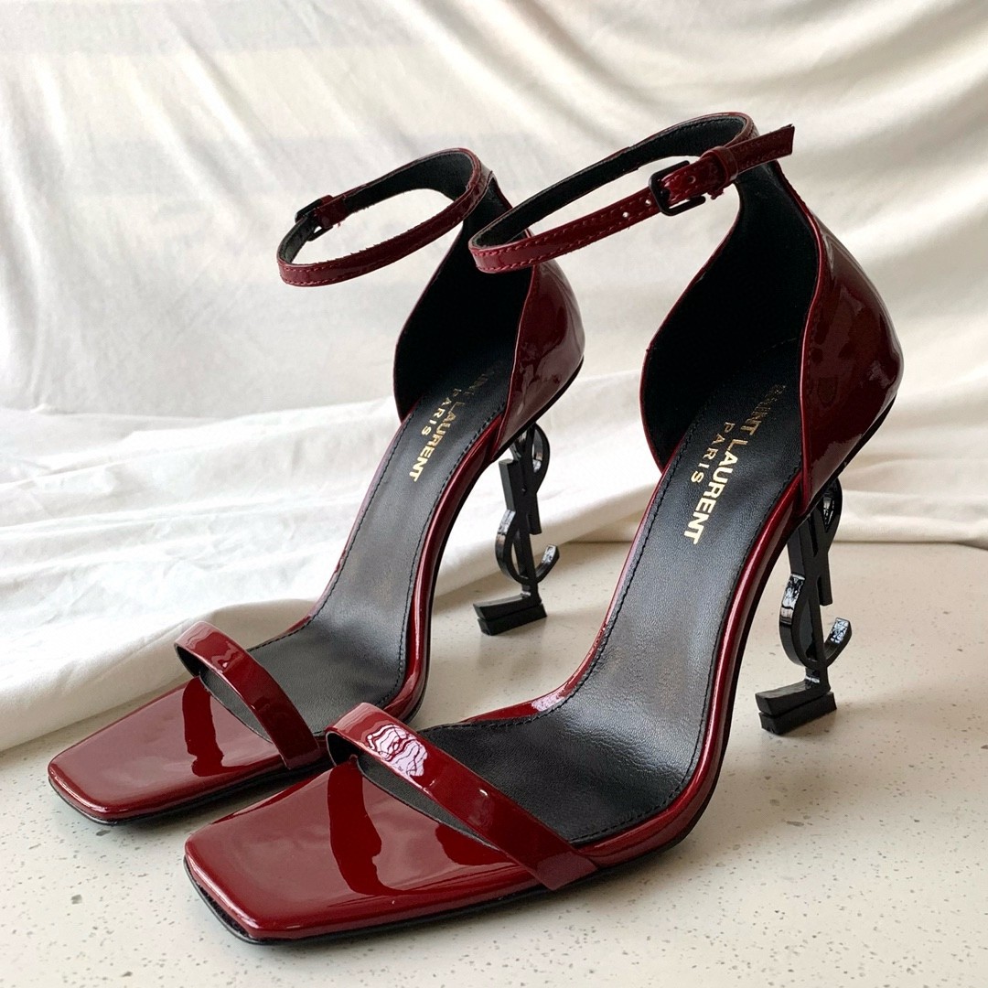 Sa**t Lau*nt opyum 85mm sandals in red patent leather with black y*l heel
