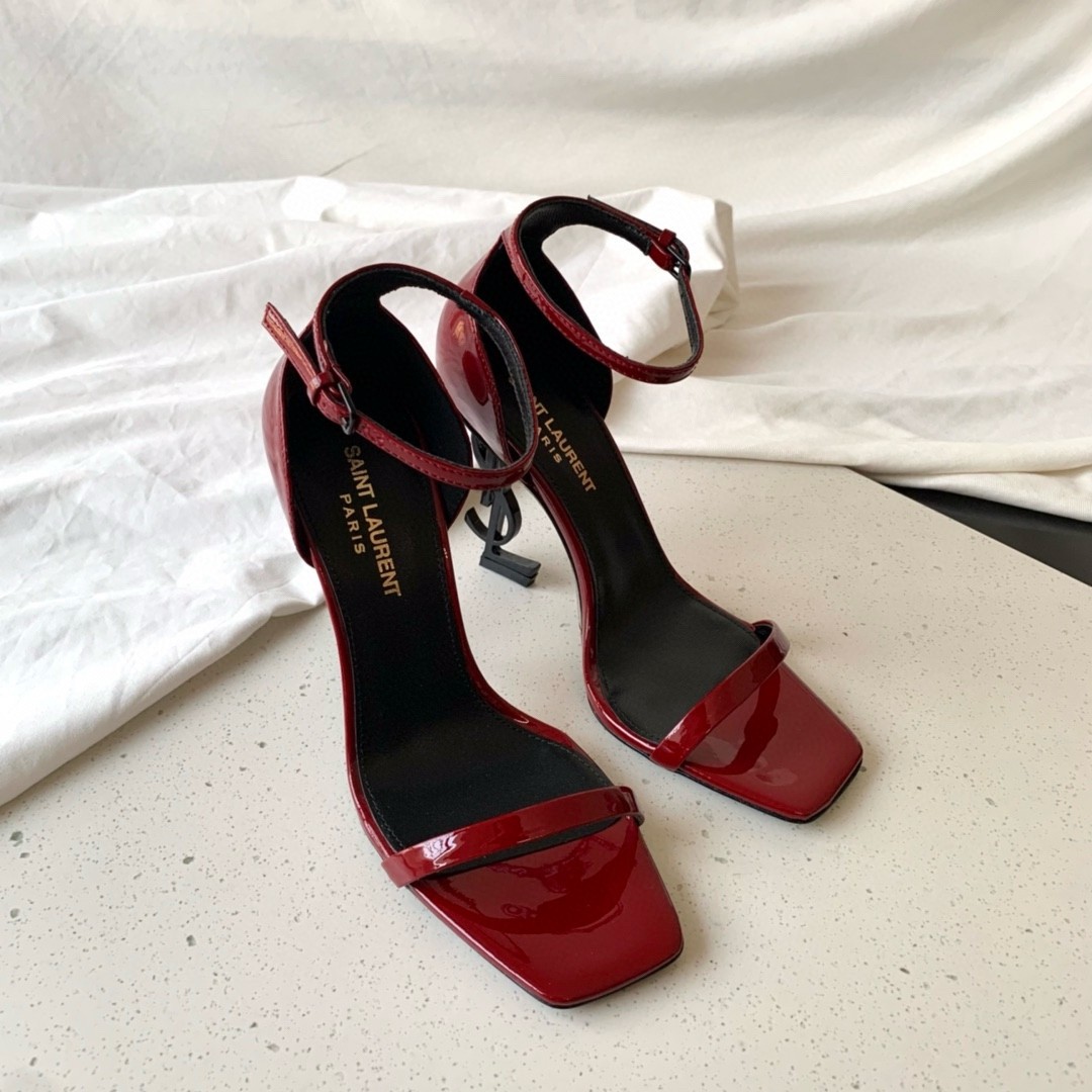 Sa**t Lau*nt opyum 85mm sandals in red patent leather with black y*l heel