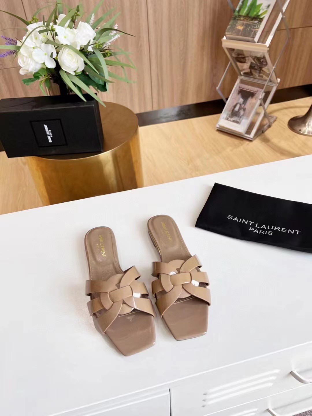 Sa**t Lau*nt tribute slides in dark beige patent leather