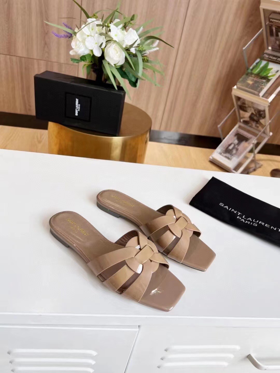 Sa**t Lau*nt tribute slides in dark beige patent leather