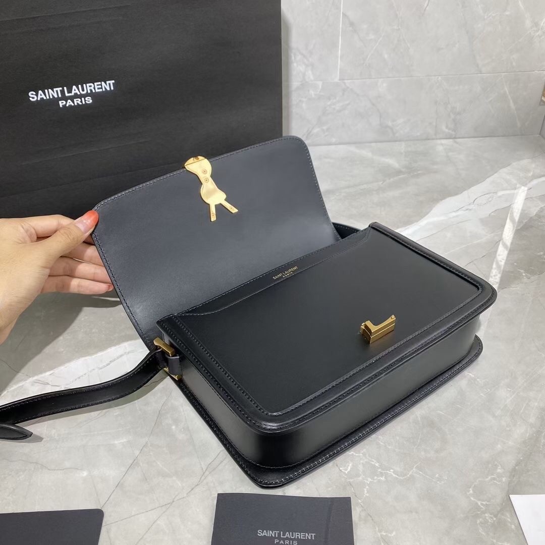 Sa**t Lau*nt solferino medium bag in black calfskin