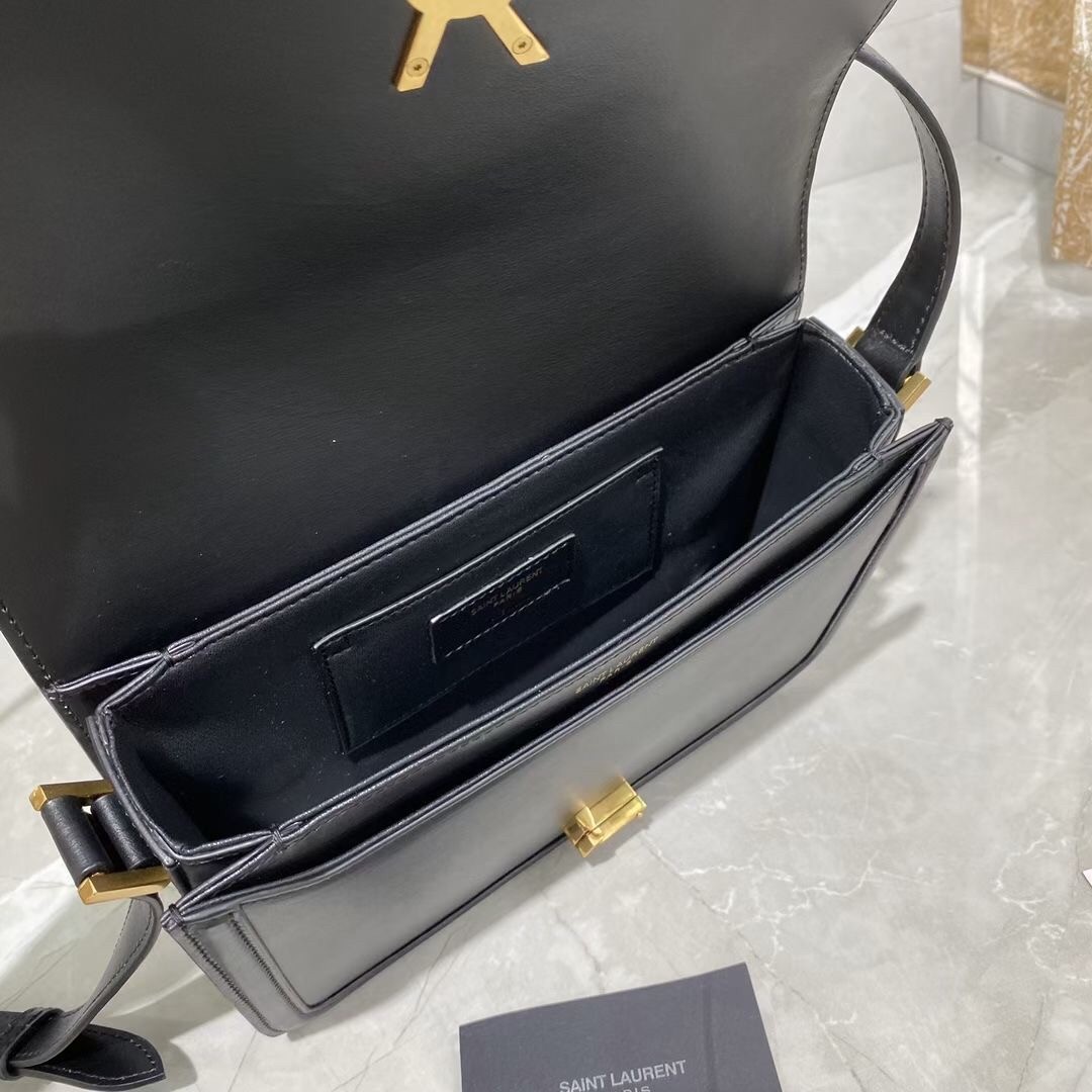 Sa**t Lau*nt solferino medium bag in black calfskin