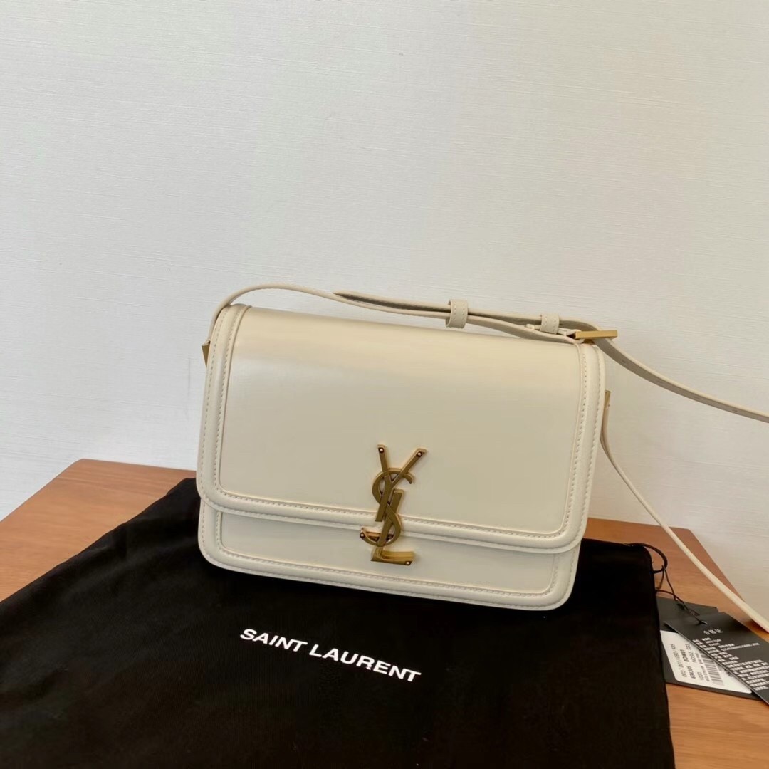 Sa**t Lau*nt solferino medium bag in white calfskin