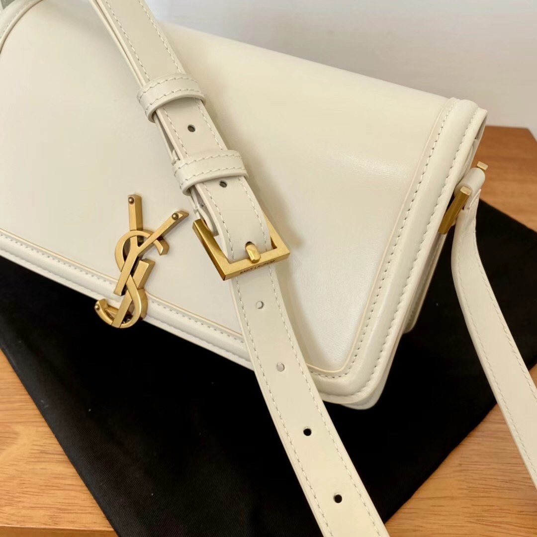 Sa**t Lau*nt solferino medium bag in white calfskin