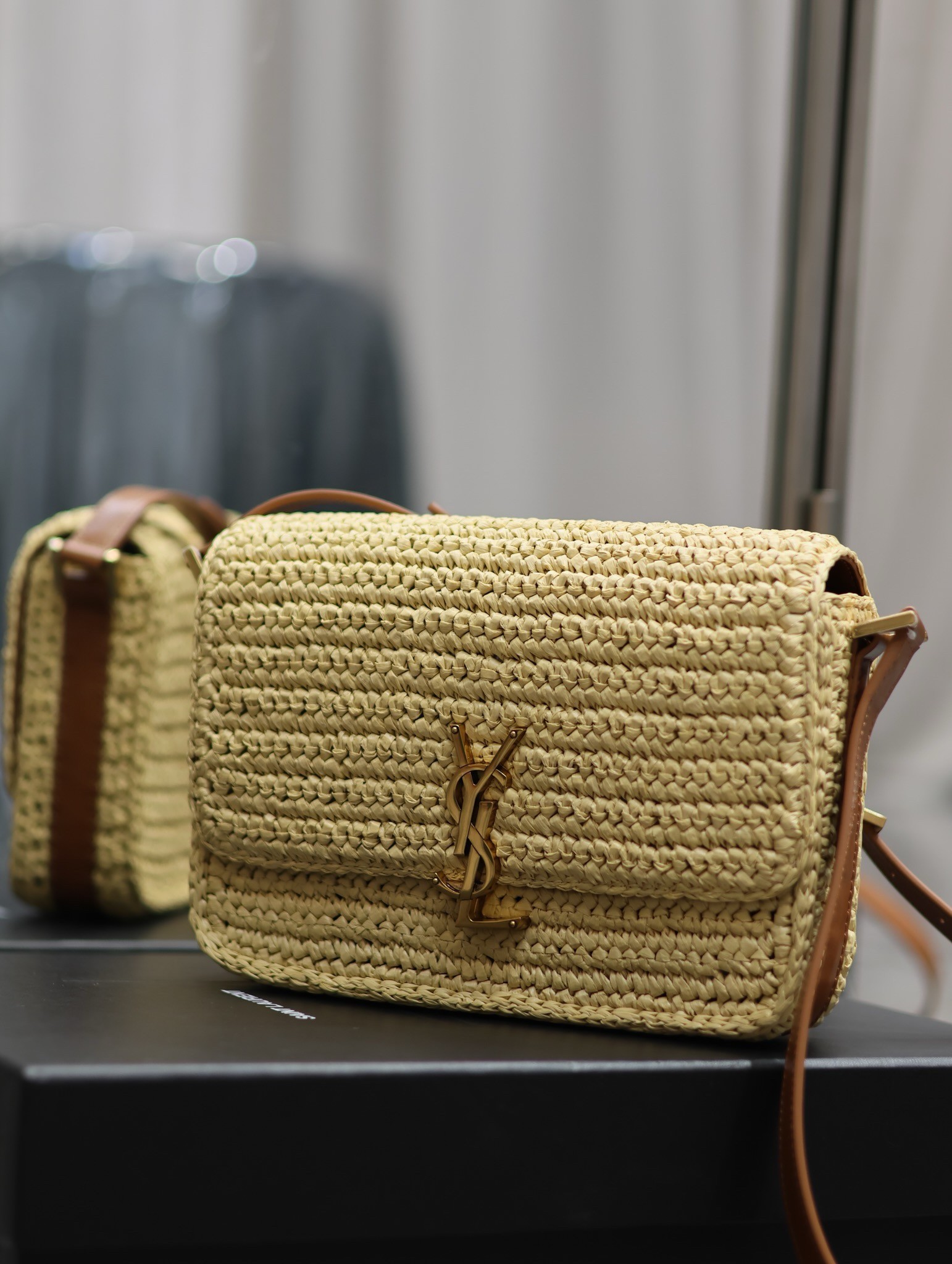 Sa**t Lau*nt medium solferino bag in naturel raffia