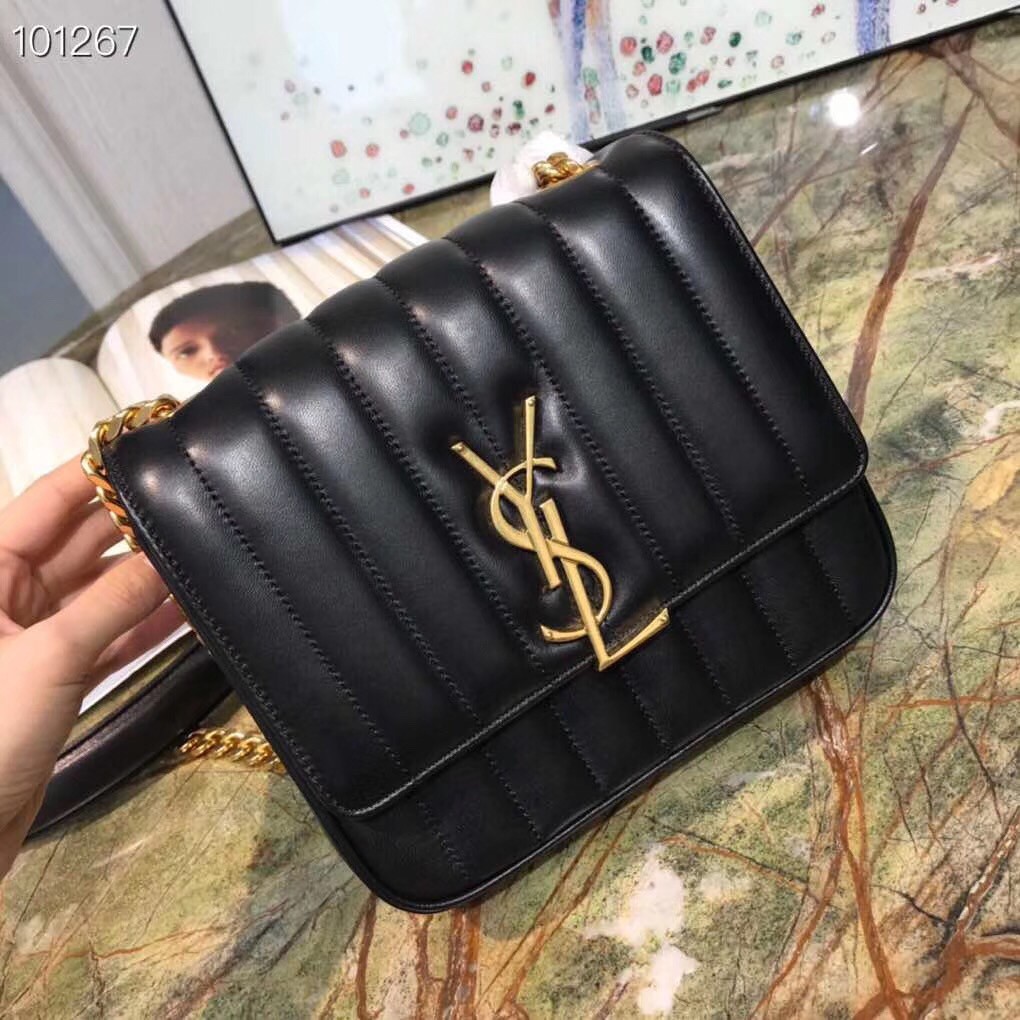 Sa**t Lau*nt medium vicky bag in black lambskin
