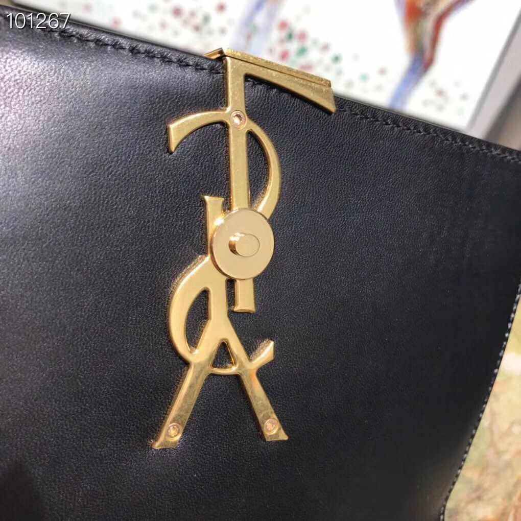 Sa**t Lau*nt medium vicky bag in black lambskin