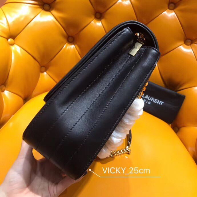 Sa**t Lau*nt large vicky bag in black lambskin