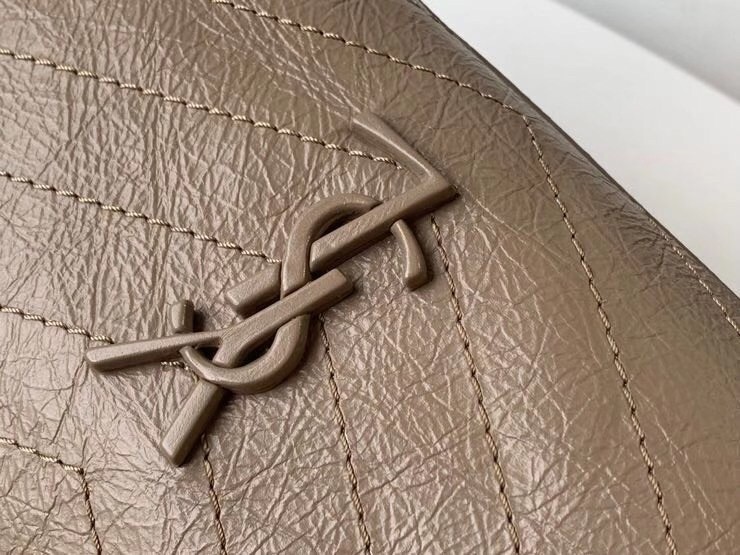 Sa**t Lau*nt medium niki shopping bag in sand leather