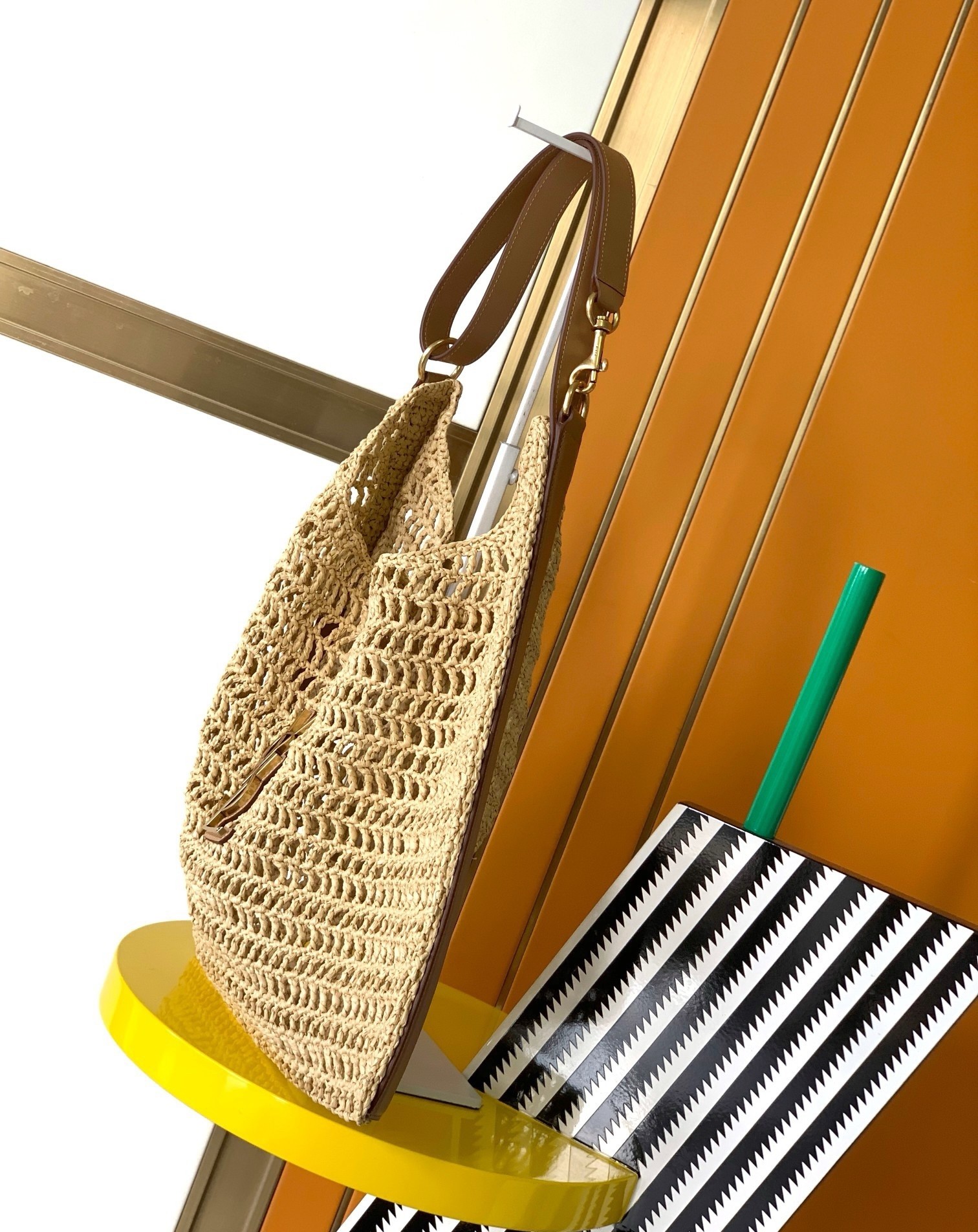 Sa**t Lau*nt oxalis shoulder bag in naturel raffia
