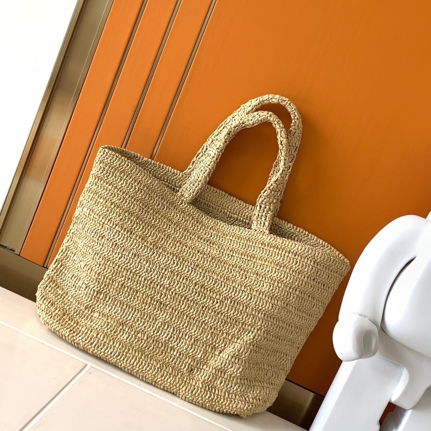Sa**t Lau*nt rive gauche tote bag in beige raffia crochet