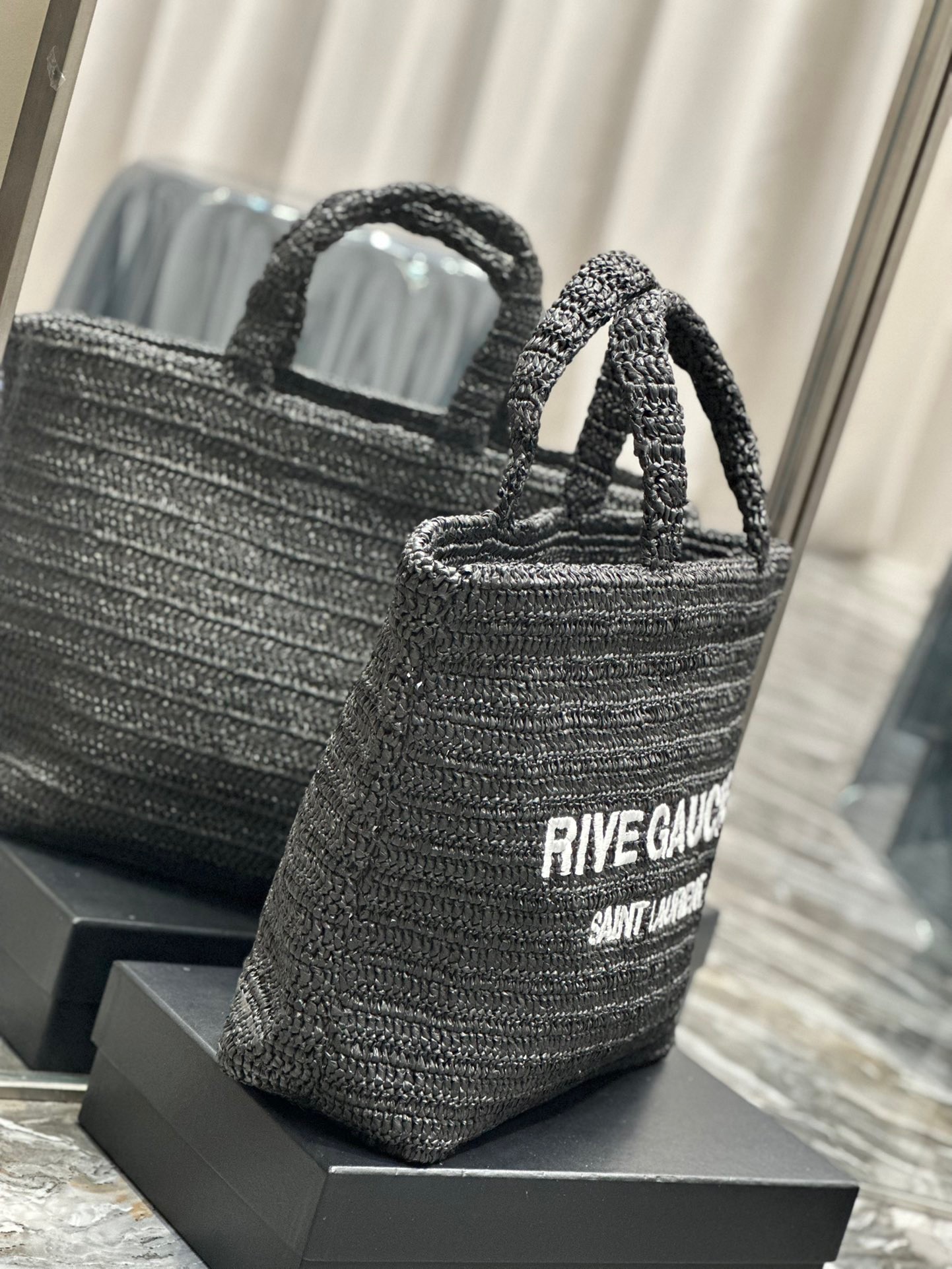 Sa**t Lau*nt rive gauche tote bag in black raffia crochet