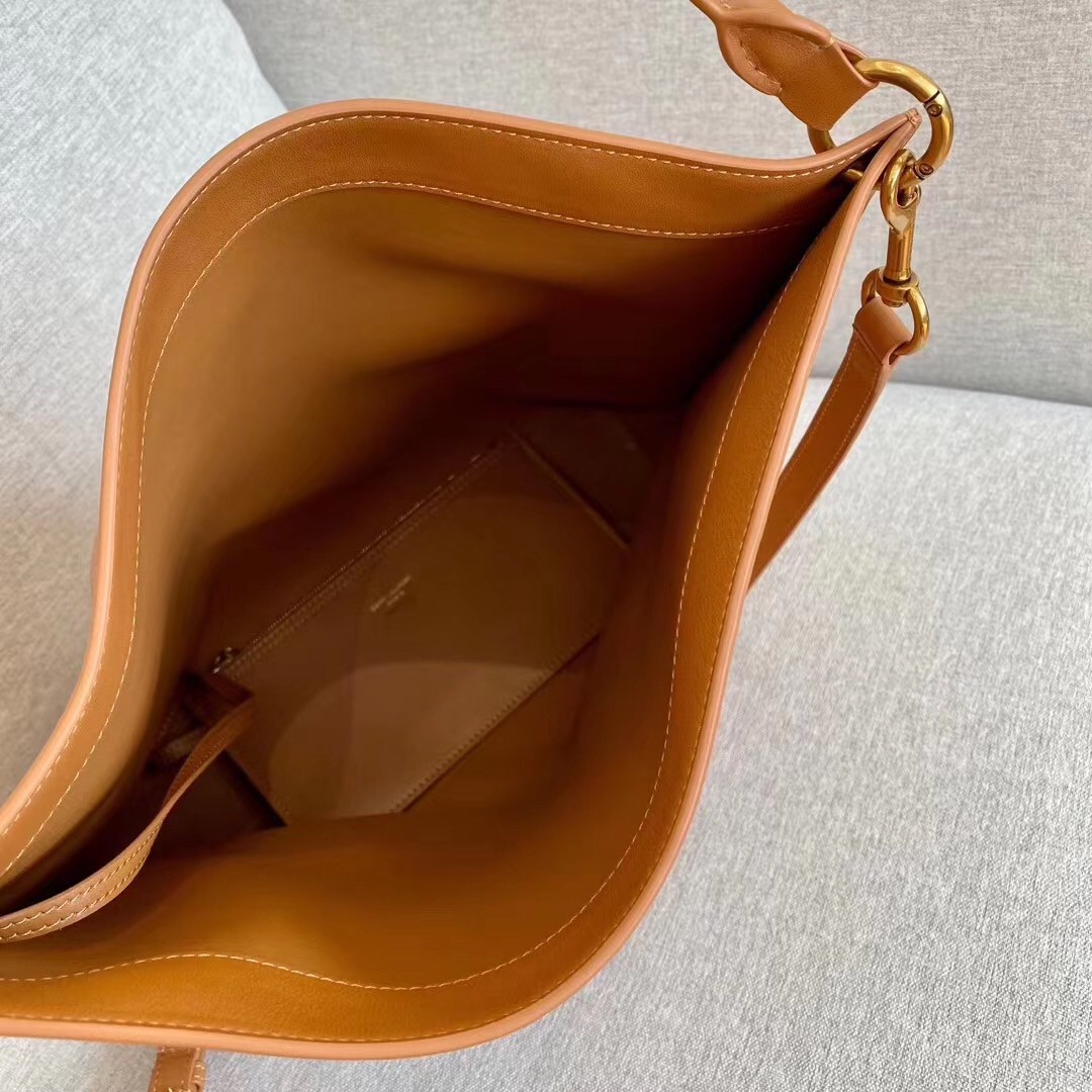 Sa**t Lau*nt tag hobo bag in brown calfskin