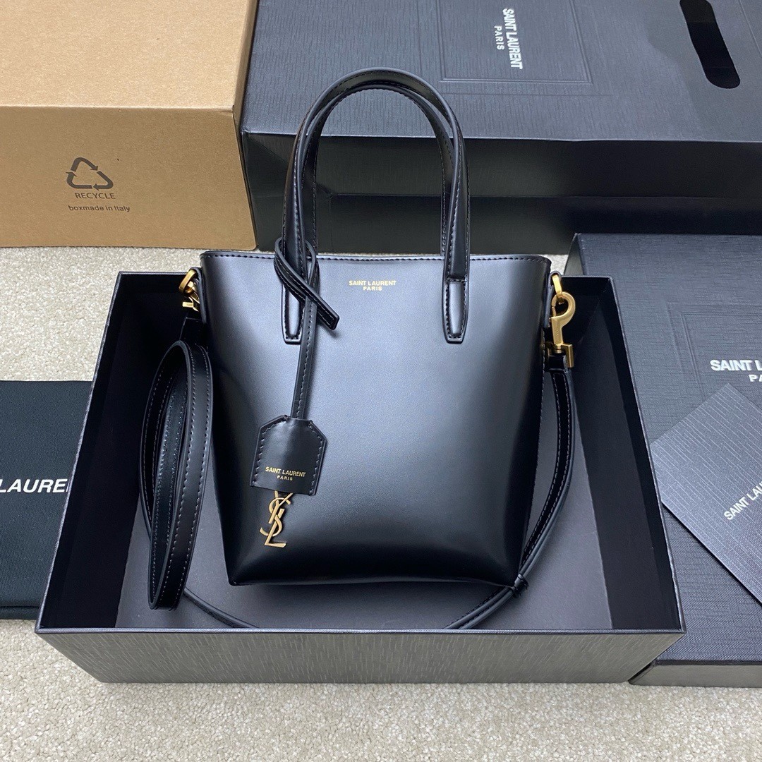 Sa**t Lau*nt mini toy shopping bag in black calfskin