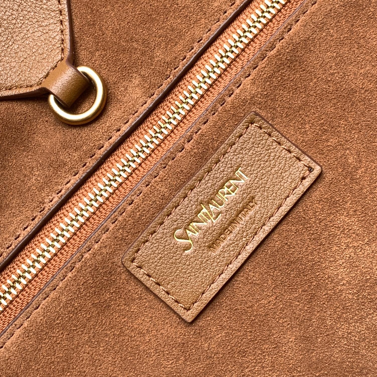 Sa**t Lau*nt y tote bag in brown calfskin